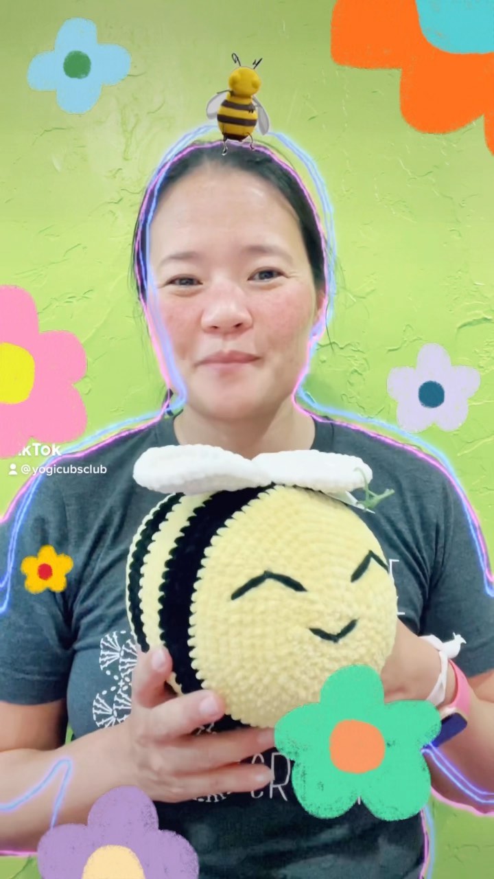 We practiced bee breaths this week and many of our kids made the observation that they felt much calmer afterwards. 
💜🐝💜
Follow along with the video to try this at home!

For the locals, we’ll be at the @thelocalfarmertexas Night market tomorrow night with our boutique clothing and handmade snuggle buddies. Stop by to enter to win the big bee breathing buddy shown in this video!

#mansfieldtx #farmersmarket #handmadeplushies #justbreathe #beebreath #mindfulkids #mindfulness #calmkids #yogicubs